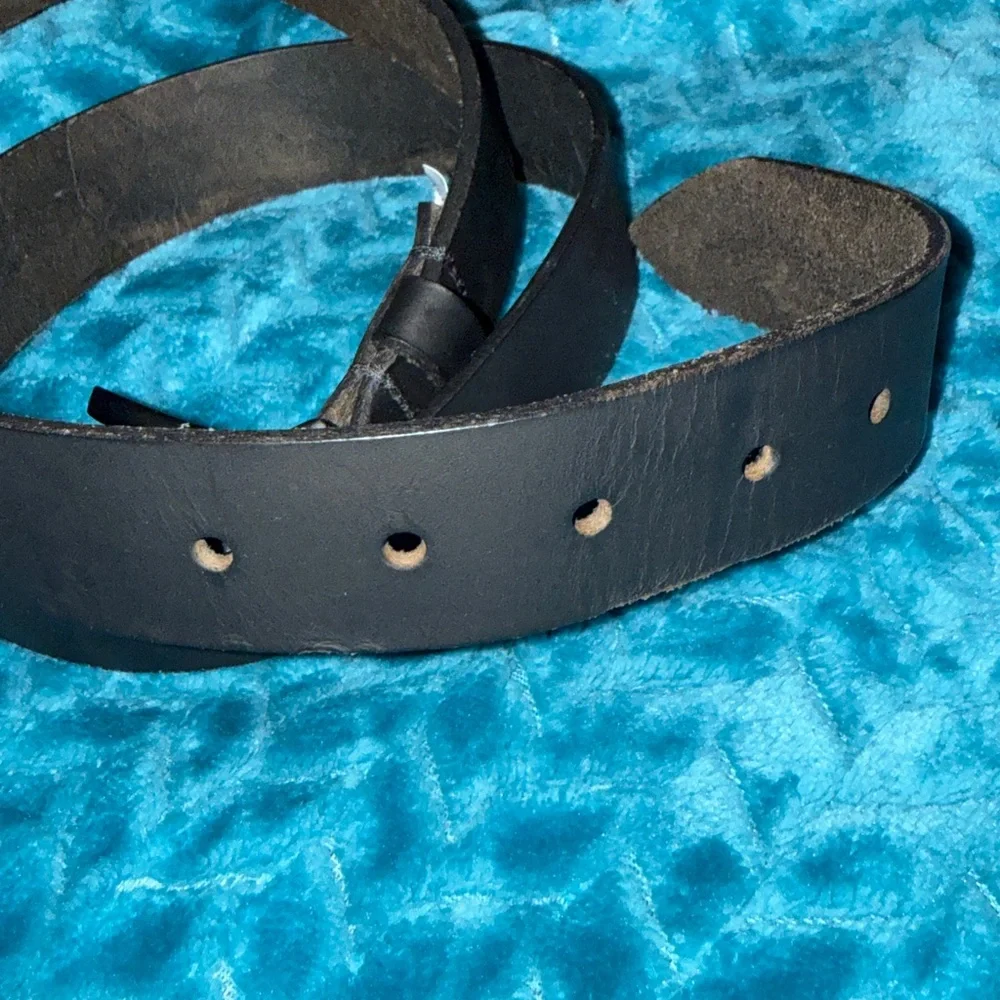 Timberland Men's Matte Black Leather Belt - 38